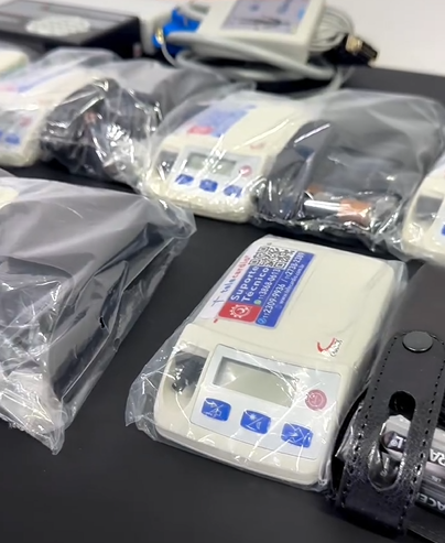 Imagem de equipamentos adquiridos pela Prefeitura de Cajamar para compor o atendimento do Complexo de Saúde da cidade