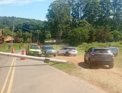 Acidente provoca interdição de avenida e interrupção de energia elétrica em Jundiaí