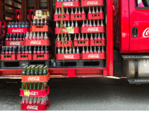 Carreta com carga de Coca-Cola avaliada em R$ 200 mil desaparece na Edgard Máximo Zambotto