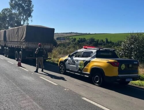 Carreta roubada é encontrada abandonada em estrada rural de Jarinu e caso segue em investigação