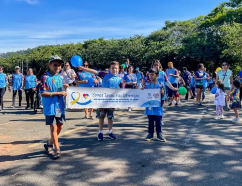 Caminhada e piquenique marcam conscientização sobre o autismo em Itupeva