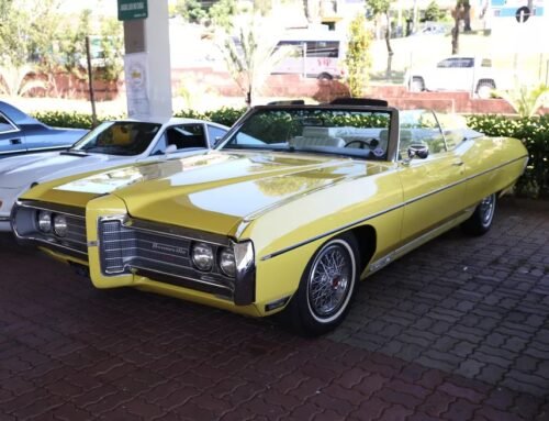 Encontro de carros antigos reúne apaixonados por veículos clássicos no CACC em Valinhos