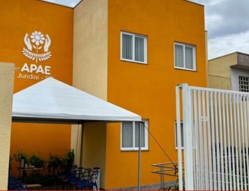 APAE de Jundiaí promove palestra sobre proteção infantil e ECA Digital durante campanha Maio Laranja