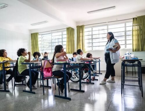 Estudantes participam da maior olimpíada de matemática