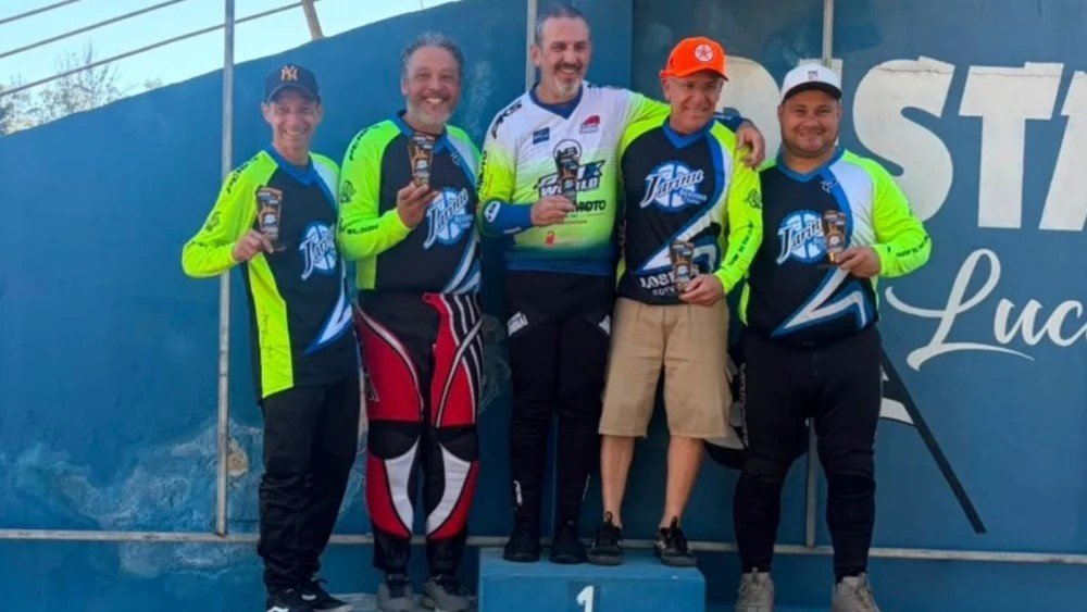 Equipe-de-BMX-de-Jundiai–1000×563