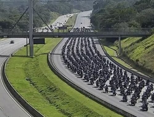 Motiva realiza operação especial nas rodovias para escolta de milhares de motociclistas
