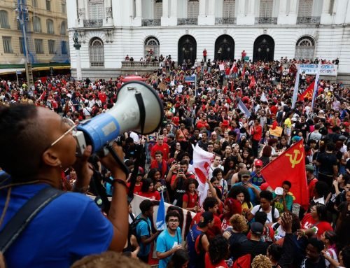 Estudantes realizam atos em vários estados em apoio à candidatura de Lula
